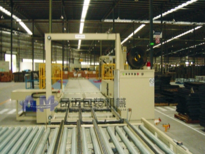 摩托車發(fā)動機整版打包輸送線